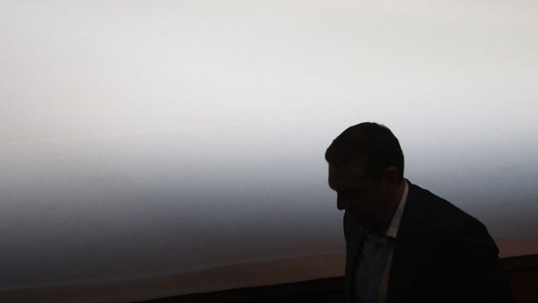 Ινστιτούτα, κόμμα(τα) και στο βάθος…Τσίπρας