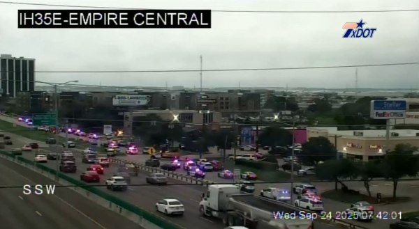 Ένοπλη επίθεση σε εγκαταστάσεις της ICE στο Ντάλας – Νεκρός ο δράστης και τουλάχιστον 2 τραυματίες