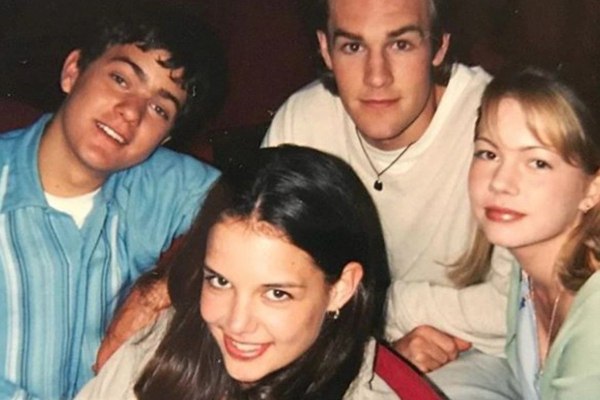 Συγκινητικό reunion στο Dawson’s Creek: Ο Τζέιμς Βαν Ντερ Μπικ επιστρέφει ένα χρόνο μετά τη διάγνωσή του με καρκίνο