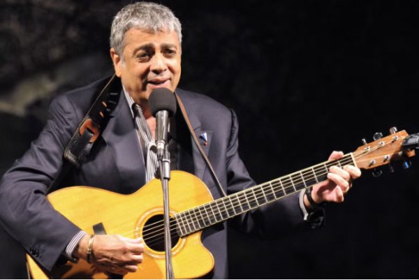 Τουρκία: Απαγόρευσαν συναυλία του Ενρίκο Μασίας υπό τον φόβο επεισοδίων λόγω των φιλοϊσραηλινών του θέσεων