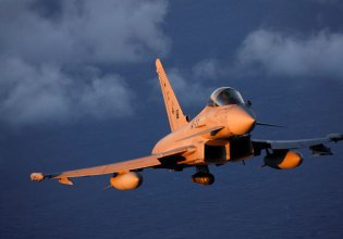 Βρετανικά μαχητικά αεροσκάφη ξεκινούν αποστολή αεροπορικής άμυνας του ΝΑΤΟ πάνω από την Πολωνία