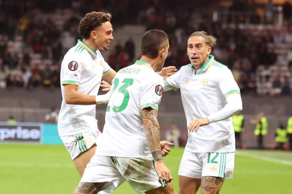 Μεγάλη εκτός έδρας νίκη της Ρόμα, με σούπερ Τσιμίκα (1-2) – Το πανόραμα του Europa League