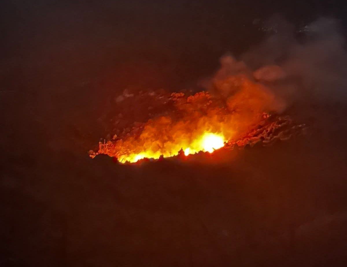 Συναγερμός για φωτιά στην Πάρνηθα – Πλέον είναι οριοθετημένη