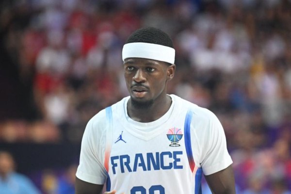 Ο «πόλεμος» συνεχίζεται για τον Φρανσίσκο: «Έχω δεχθεί χιλιάδες ρατσιστικά μηνύματα»