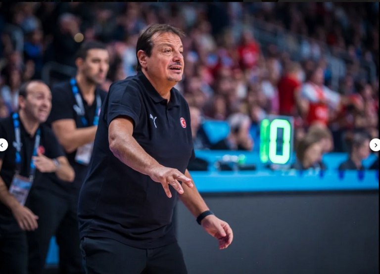 Αταμάν: «Λυπάμαι για όλους τους φίλους μου στην Ελλάδα, αλλά αξίζαμε να κερδίσουμε»