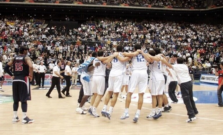 To «έπος της Σαϊτάμα»: Η μέρα που η Εθνική Ελλάδας διέλυσε τις ΗΠΑ και τους σταρ του NBA (vids, pics)