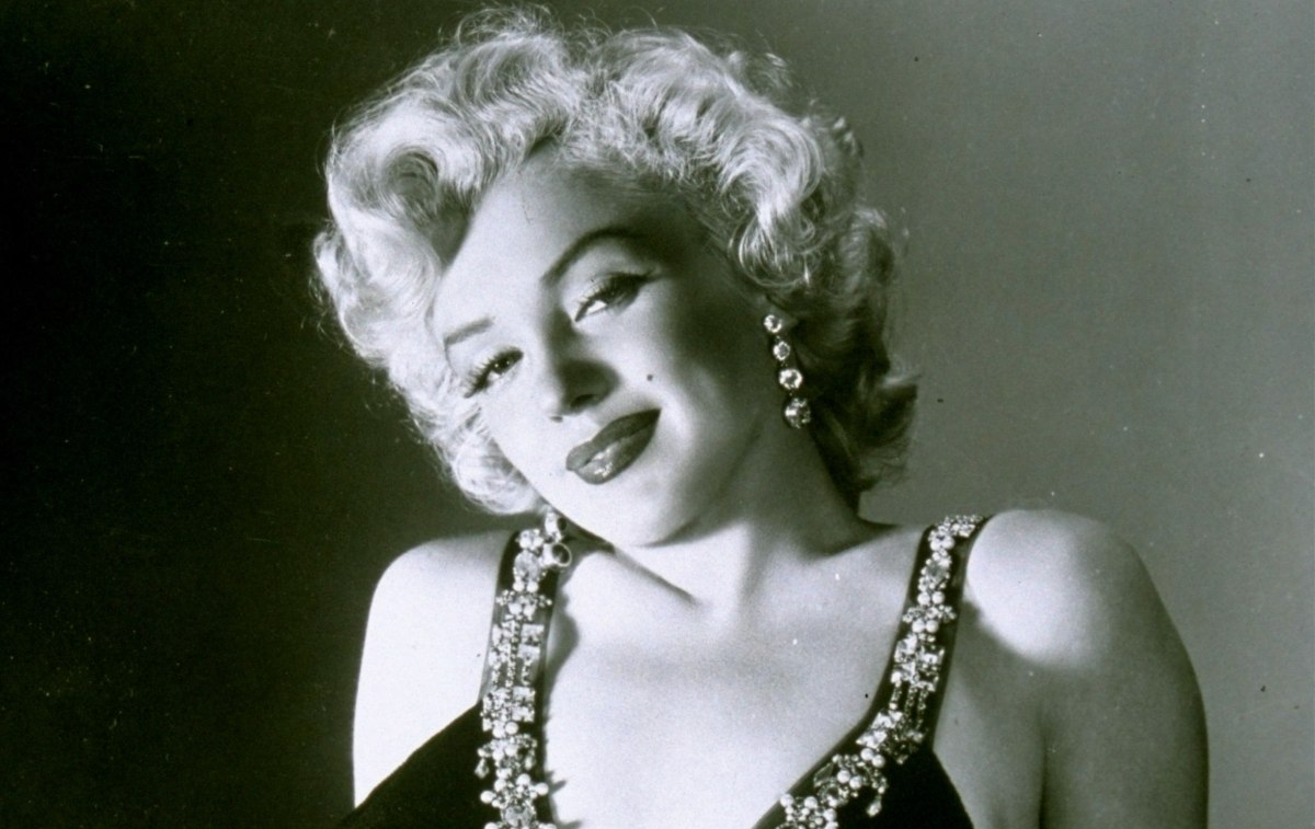 Η Μέριλιν Μονρόε λάτρευε να ποζάρει για τον φωτογράφο Σαμ Σο – Η λήψη στη Νέα Υόρκη, τα αποτσίγαρα και ο άνεμος