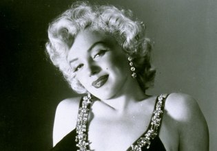 Η Μέριλιν Μονρόε λάτρευε να ποζάρει για τον φωτογράφο Σαμ Σο – Η λήψη στη Νέα Υόρκη, τα αποτσίγαρα και ο άνεμος