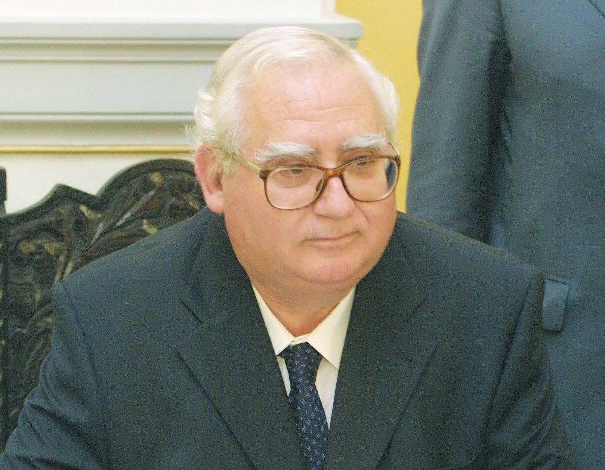 Πέθανε ο Αλέκος Ακριβάκης, ιδρυτικό μέλος του ΠΑΣΟΚ και πρώην υπουργός