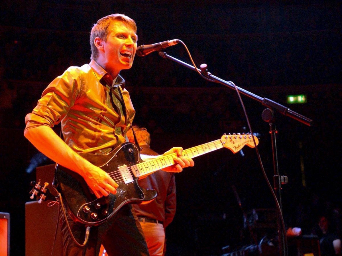 Franz Ferdinand: Δέκα τραγούδια για «ζέσταμα» πριν την εμφάνισή τους στην Αθήνα