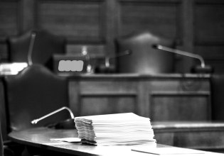 ΟΠΕΚΕΠΕ: το θέατρο της συγκάλυψης