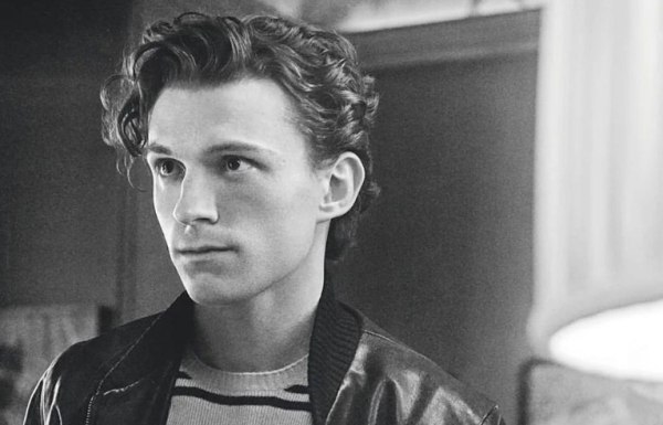 Ο Τομ Χόλαντ αποθεώνει τον Κρίστοφερ Νόλαν: «Η Οδύσσεια έχει το καλύτερο σενάριο που διάβασα ποτέ»