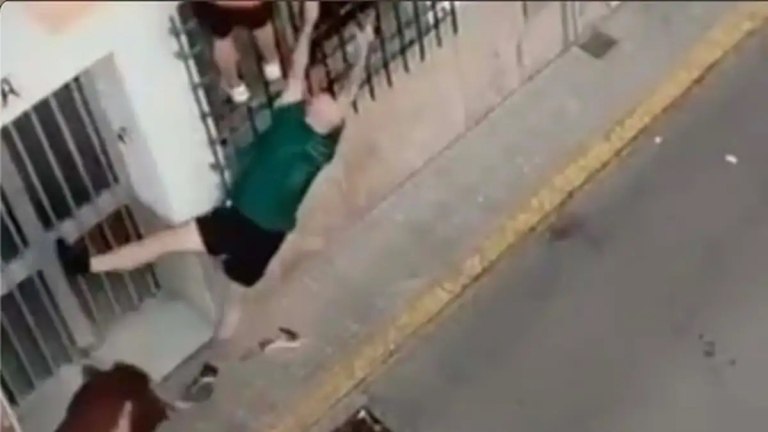 Ταύρος σκότωσε θεατή σε φεστιβάλ στην Ισπανία – Σκληρές εικόνες [βίντεο]