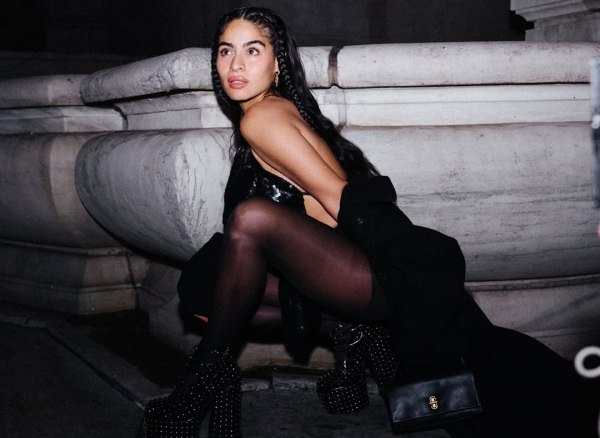 Επιτέλους θα τραγουδήσω κομμάτι που έγραψα: Η καλλιτέχνιδα πίσω από το One Kiss της Dua Lipa