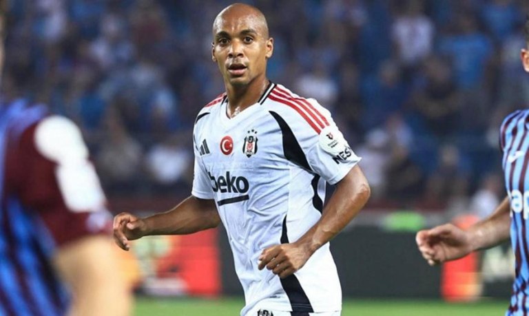 Στην Αθήνα ο Ζοάο Μάριο για την ΑΕΚ