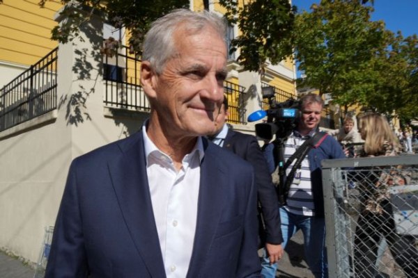 Νορβηγία: Παραμένει στην εξουσία η κεντροαριστερά – Ιστορικό ποσοστό για το λαϊκιστικό Κόμμα της Προόδου