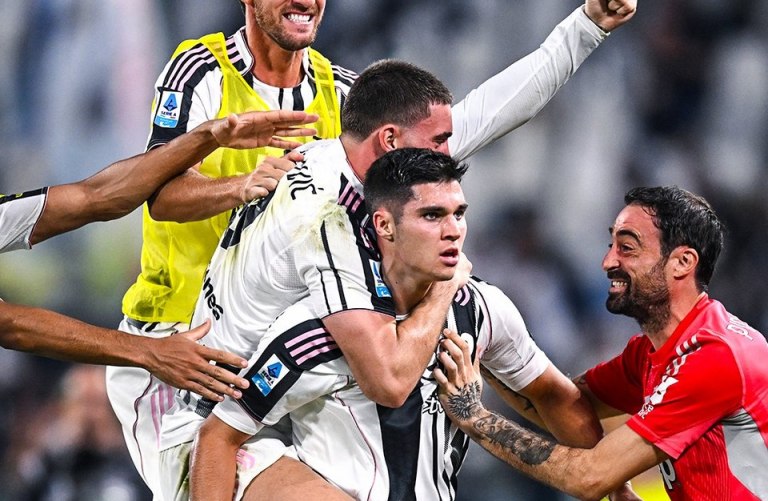 Γιουβέντους – Ίντερ 4-3: Ανατροπή και νίκη στο ντέρμπι για τη «Μεγάλη Κυρία»