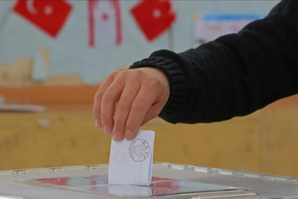 «Εκλογές» στα Κατεχόμενα: 140 «ψηφοφόροι» άνω των 110 ετών στους «εκλογικούς» καταλόγους και ένας 125 ετών