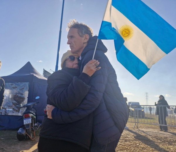 Αργεντινή: Ο κεντροαριστερός Γαβριήλ Κατωπόδης που «γκρέμισε» το κόμμα του Μιλέι στο Μπουένος Αϊρες