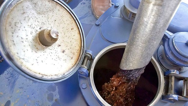 Μεξικό: Aντιναύαρχος, επιχειρηματίες και τελωνειακοί συνελήφθησαν ως ύποπτοι για διακίνηση κλεμμένων καυσίμων