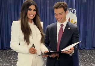 Κίμπερλι Γκίλφοϊλ: Η πρώτη ανάρτηση μετά την ορκωμοσία της ως πρέσβειρας των ΗΠΑ – Πότε αναμένεται στην Ελλάδα