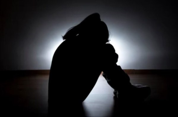 Αμφιλοχία: Κατήγγειλε τον σύζυγό της για ασέλγεια σε βάρος της 4χρονης κόρης τους – Συνελήφθη ο 50χρονος