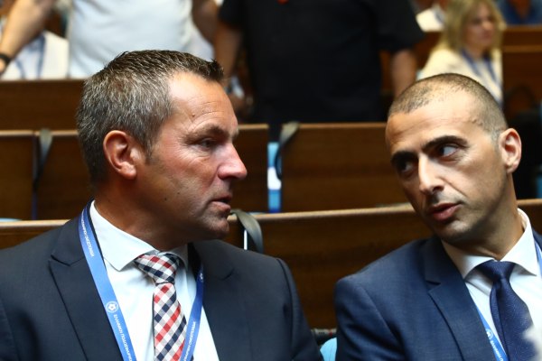 Ο Λανουά θέλει ανανέωση, η ΕΠΟ περιμένει την UEFA