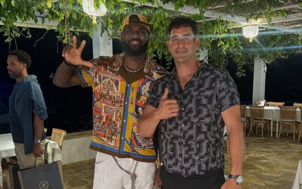 Στην Κέρκυρα απολαμβάνει τις διακοπές του ο ΛεΜπρον Τζέιμς (vid)