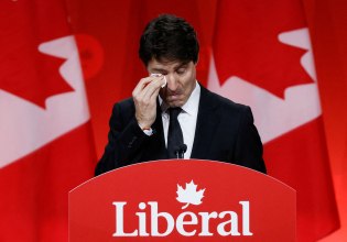 Η θανατηφόρα συναίνεση: Πώς οι φιλελεύθεροι έχασαν τον πόλεμο των ιδεών