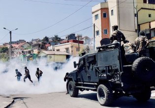 Μαδαγασκάρη: Αποπομπή της κυβέρνησης – Τουλάχιστον 22 νεκροί σε διαδηλώσεις