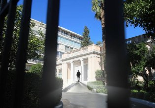 Ακρίβεια, Τέμπη και τώρα διαφθορά στα ραντάρ των δημοσκοπήσεων – Το σκάνδαλο του ΟΠΕΚΕΠΕ «τραντάζει» το Μαξίμου
