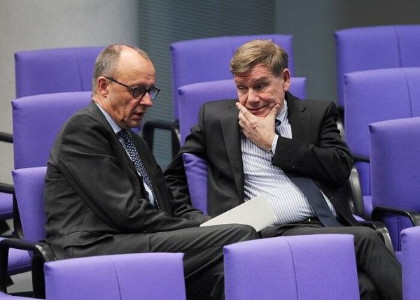 Ισραήλ: «Απαράδεκτοι» για Μερτς και Βάντεφουλ οι ισραηλινοί βομβαρδισμοί στην Ντόχα