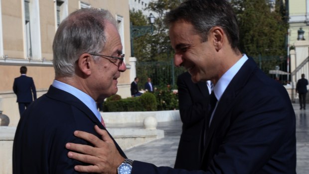 Συνάντηση Μητσοτάκη – Τασούλα το πρωί της Τρίτης