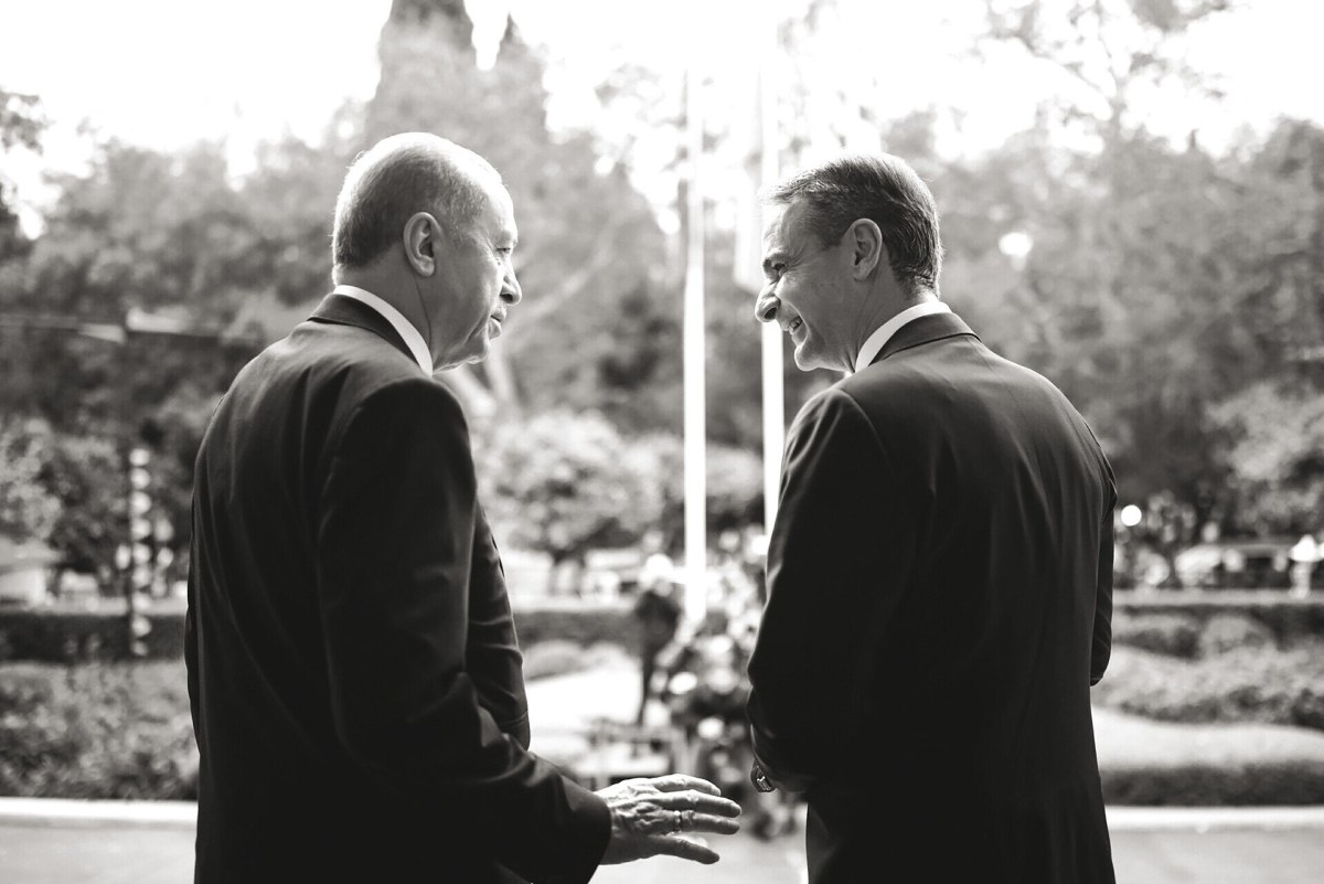 Ο Ερντογάν τον έχει στο «αναμείνατε», ο λαός στο «μάλλον πολύ μείνατε», η αντιπολίτευση μόνη παρηγοριά καθώς από τη μετριότητα δεν ξεκουνά