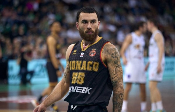 Νέα κόντρα μεταξύ Μάικ Τζέιμς και Μονακό