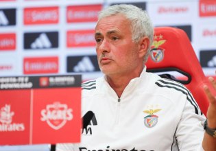 Ο Μουρίνιο απάντησε για Παυλίδη και Μπενζεμά: «Έχουμε καλή ομάδα…»