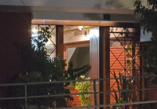 Νέος Κόσμος: Άντρας και γυναίκα εντοπίστηκαν νεκροί σε κατάσταση αποσύνθεσης – Δίπλα τους βρέθηκε ένα όπλο