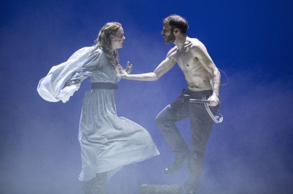 Εξώφυλλο σε αμερικανικό περιοδικό γίνεται το ελληνικό «Όσα Παίρνει ο Άνεμος»