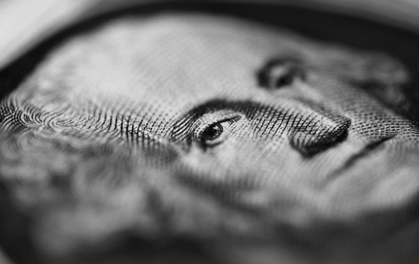 Λεφτά, ευτυχία και ηρεμία: Τι έδειξε μια νέα έρευνα;