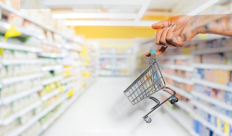 Ευρωζώνη: Υψηλές οι τιμές στα τρόφιμα – Ένας στους τρεις ανησυχεί για το αν θα μπορεί να αγοράζει ό,τι θέλει