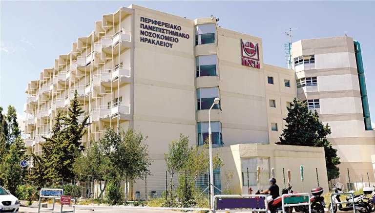 Κρήτη: Αγοράκι 3 ετών παρασύρθηκε από το αυτοκίνητο του πατέρα του – Νοσηλεύεται στη ΜΕΘ