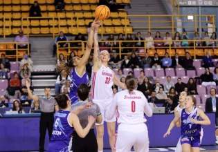 Super Cup: ΠΑΣ Γιάννινα και Ολυμπιακός κοντράρονται για το πρώτο τρόπαιο της σεζόν