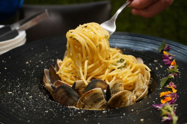 Συνταγή: Σπαγγέτι με αχιβάδες