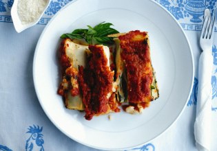 Συνταγή: Κανελόνια με σπανάκι και ρικότα