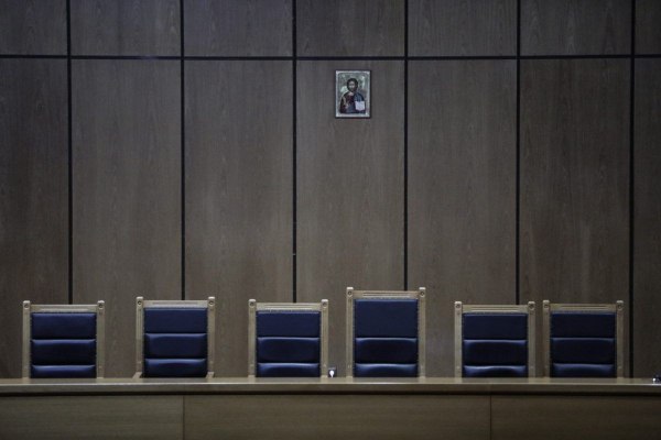 Θεσσαλονίκη: Τι λέει το βούλευμα για την 50χρονη που κατηγορείται ότι δολοφόνησε τον σύζυγό της με υδράργυρο