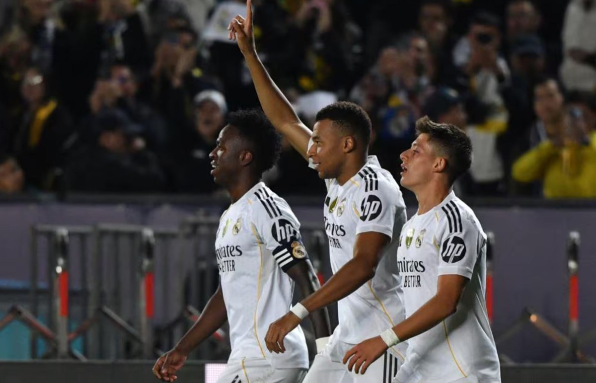 Ξέσπασε στην Καϊράτ η Ρεάλ με χατ-τρικ Εμπαπέ (0-5, vid)