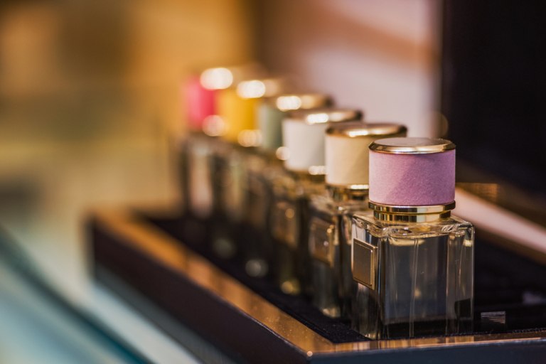 Φθινοπωρινά all time classic αρώματα που θα σε ανανεώσουν