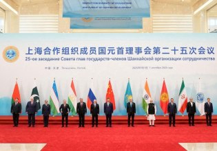 Σύνοδος Οργανισμού Συνεργασίας της Σαγκάης: Εναγκαλισμοί, επαναπροσεγγίσεις και εκκλήσεις για νέο status quo