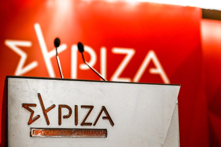 Β. Κόκκαλης για Μητσοτάκη: Η κυβέρνηση προσφέρει «ψίχουλα» και προσπαθεί να τα παρουσιάσει σαν μεταρρύθμιση