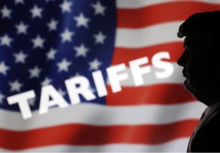 Νέοι δασμοί Τραμπ σε εισαγωγές φαρμάκων, φορτηγών και επίπλων